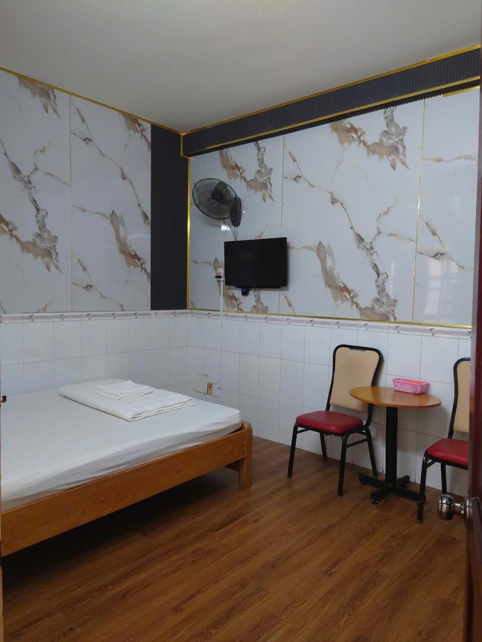 Hotel Khach San Hoa Anh Anh Ho-Chi-Minh-Stadt Exterior foto